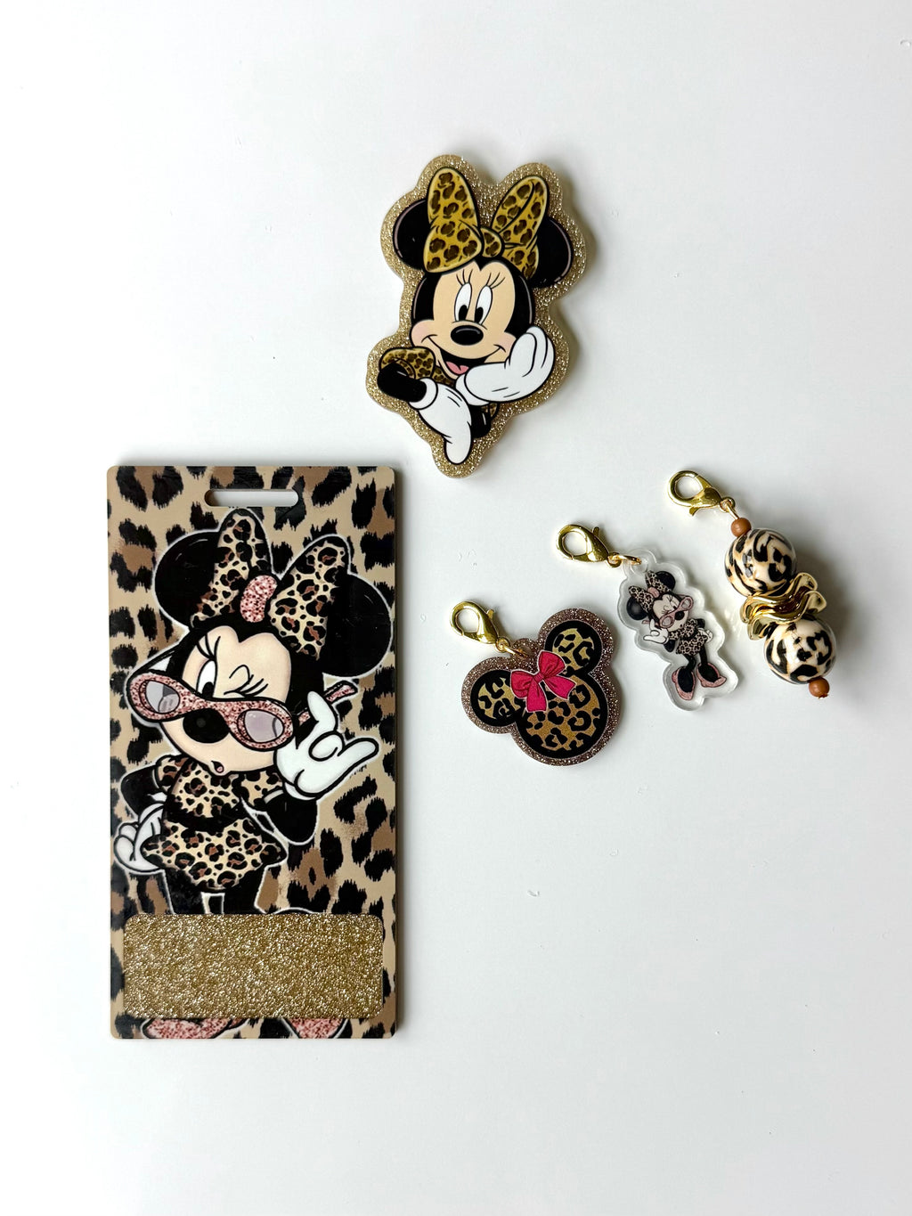 Miss Min Interchangeable Badge Reel Buddy
