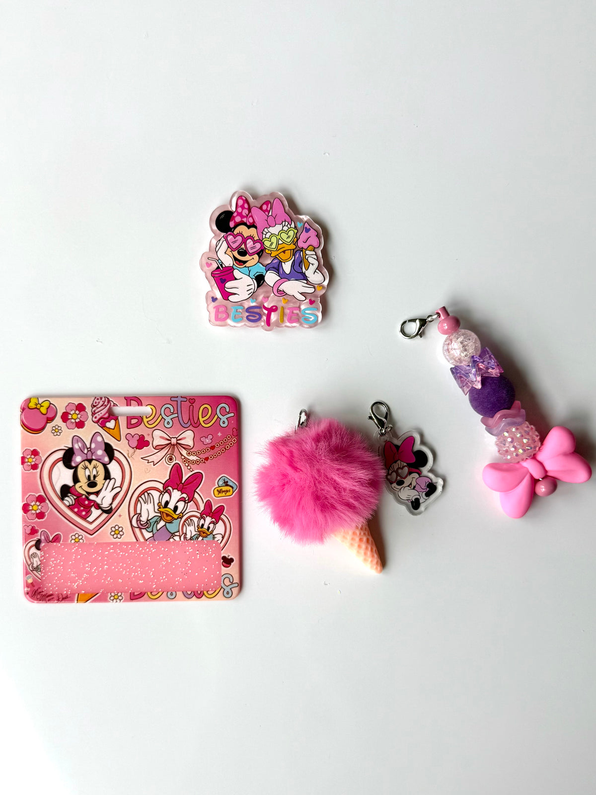 Miss Min Interchangeable Badge Reel Buddy